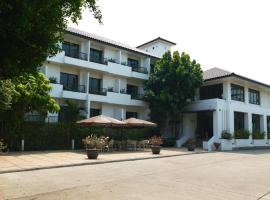 Baan Nan Hotel，位于南府楠府机场 - NNT附近的酒店