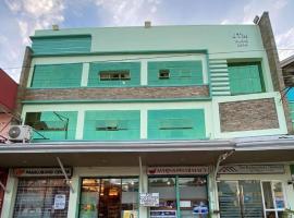 JM Backpackers Hometel，位于吉马拉斯的酒店