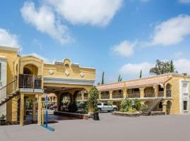 El Cajon San Diego East，位于埃尔卡洪的酒店