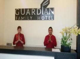 Guardian Family Hotel，位于索龙苏朗机场 - SOQ附近的酒店