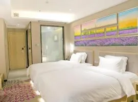 Lavande Hotels Shenzhen Longgang Dayun Center Jixiang Metro Station