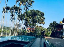 Pool Villa of COORG，位于马迪凯里的家庭/亲子酒店