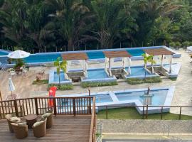 Apto em Condomínio Resort entre Ponta Negra e Cotovelo，位于帕纳米林的酒店