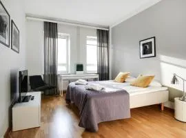 Kotimaailma Aparthotel Kamppi - 1BR with a balcony