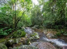 Sítio Águas Encantadas - Cachoeira e Águas termais