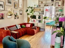 IVY - Classical & modern apartment in lovely neighbourhood near beach