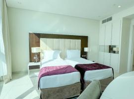 Walking distance to dubai mall Burj Khalifa view and fountain view 3BR，位于甘图特的酒店