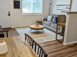 1 BR Apartment close to Downtown