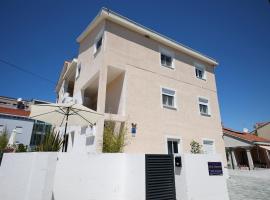 Villa Anabella II，位于扎达尔的自助式住宿