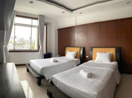 SOCHU HOUSE- Tuần Châu Homestay & Coffee，位于下龙湾的酒店