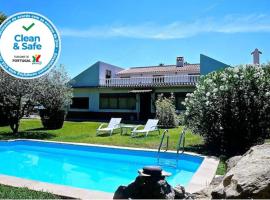 Casa do Vale-Villa with private pool and garden，位于帕尔梅拉的酒店