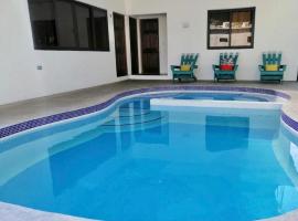 Casa 2 Salinas Monterrico completamente equipada y con piscina privada，位于蒙特里科的度假屋
