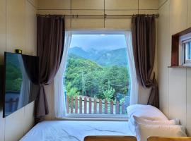 Starium Jecheon，位于堤川市的酒店