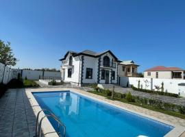 Villa near SeaBreeze Nardaran Baku，位于巴库的别墅
