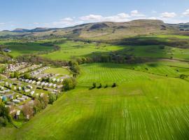 Campsie Glen Holiday Park，位于格拉斯哥的豪华帐篷营地