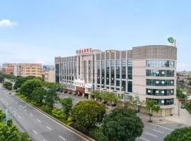 Vienna Hotel Guangdong Zhongshan Xiaolan High-Speed Railway Station