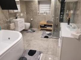 Private Apartment，位于龙嫩贝格的酒店