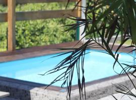 Palmier bungalow- piscine，位于Gros-Morne的别墅