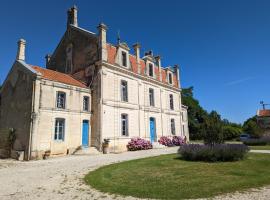 Domaine du Faure，位于Chadurie的住宿