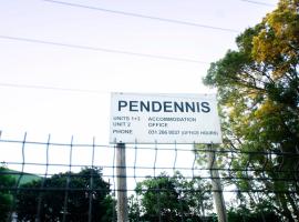 Pendennis，位于德班基督村购物中心附近的酒店