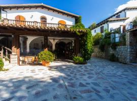 Turismo Rurale La Miniera Fiorita，位于阿尔布斯的酒店