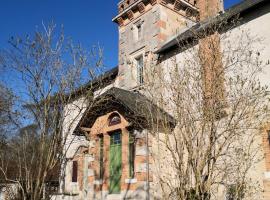 Domaine de l'Ile，位于Boulleret的酒店