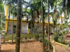 Lavish Exotic Hotel Arambol