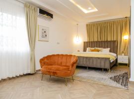 Sunrise Cave Guest House，位于Oyibi的酒店