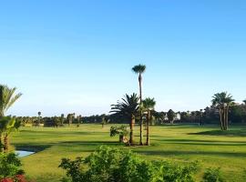 Playa Granada Motril Beach and Golf，位于莫特里尔的公寓