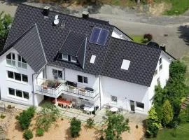 Schöne Ferienwohnung mit gemütlicher Terrasse