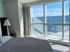 Great 2 Bedroom - Oceans One 1008