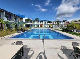 Blue Hotel and Resort，位于Porac的酒店
