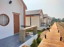 กุหลาบแก้ว รีสอร์ท