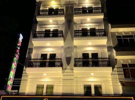 Baoguan Mountain Hotel，位于朱笃的酒店