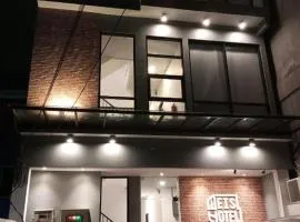 Weis Hotel Simpang Lima Semarang