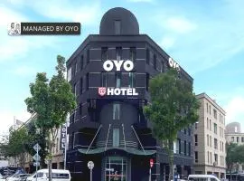 Super OYO GS Hotels Near Strand Mall