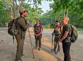 Hotel Horizon Homes - Sauraha Chitwan，位于索拉哈的酒店