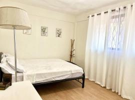 Suite Dreams Staycation - Cozy 2-BR - Wi-Fi Garden Kitchen，位于达斯马里尼亚斯的酒店