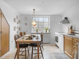 3 Bedroom Lovely Apartment In Engesvang，位于Engesvang的酒店