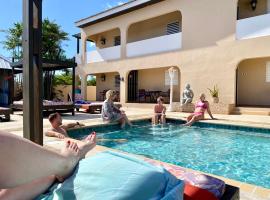 Casa Amalia - Jan Thiel Beach，位于威廉斯塔德的酒店