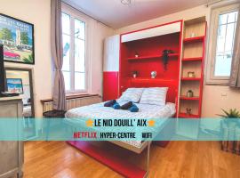 Le Nid Douill'Aix Netflix Wifi Centre-ville，位于艾克斯莱班的酒店