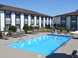 Americas Best Value Inn & Suites-Foley，位于弗利的酒店