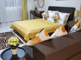 VERDANT by Camella Manors Deluxe Queen Room with Balcony, Gym and Swimming Pool，位于公主港的酒店