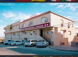 Hotel y Restaurante Costas，位于福尔图纳的酒店