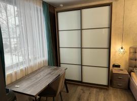 Love hotel Forest 2，位于West Fargo的酒店
