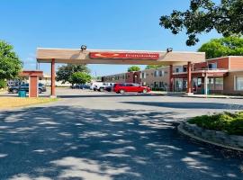 Econo Lodge Waite Park - St Cloud，位于Waite Park的酒店