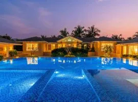 StayVista at Amara Villa Lux Collection with Private Pool, Gazebo, and Game Zone