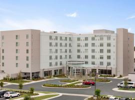 Hyatt Place Virginia Beach Town Center，位于弗吉尼亚海滩特拉什莫尔山公园附近的酒店