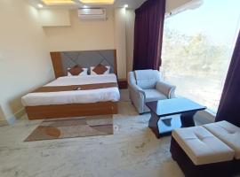 Collection O Hotel Danish Dreamstay，位于Panchanai的酒店