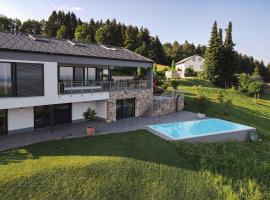 Greim15 --- Apartment mit Fernsicht und Pool 50m2，位于Greim的酒店